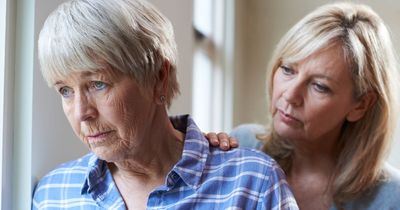 Early dementia warning signs often missed by families - symptoms to look out for