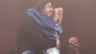 Watch the heart-warming moment Foo Fighters invited Hayley Williams on stage to perform My Hero at Bonnaroo Festival