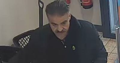 Nottinghamshire Police CCTV appeal after 'opportunistic' mobile phone theft in supermarket