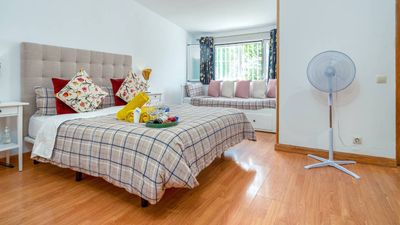 Why you shouldn't (and should) sleep with a fan on at night