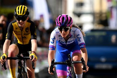 Zigart 'on empty' as stage 3 solo attack falls short at Tour de Suisse Women