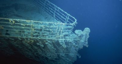 Titanic tourist submarine 'may be stuck in ship's wreckage 12,500ft below ocean