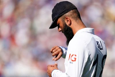 I’ve been there – Nathan Lyon feels for Moeen Ali over finger problem