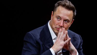 Twitter will respect European misinformation law, Musk tells French TV