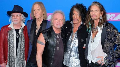 Joe Perry: “I don’t know if there’ll be a new Aerosmith abum”
