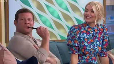 Holly Willoughby squirms as Gino D’Acampo jokes about Phillip Schofield on This Morning return