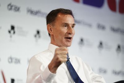 Jeremy Hunt to hold mortgage summit to pile pressure on banks to increase support