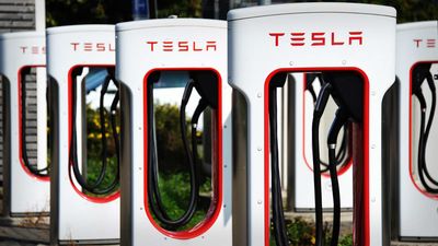 Big Tesla Rival Latest to Partner Up With The EV Leaders