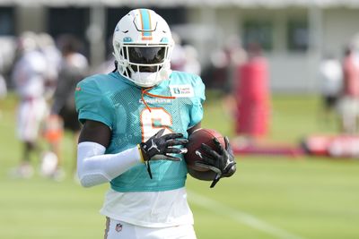 Dolphins’ Trill Williams provides health update after torn ACL in 2022