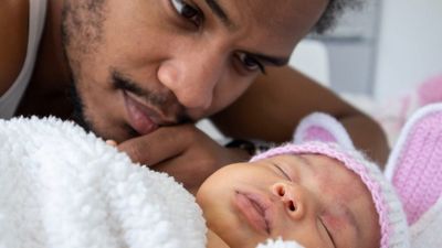 Dads’ Support Crucial For Successful Breastfeeding And Safe Infant Sleep, Study Finds