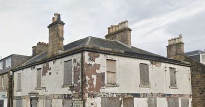 Eyesore hotel in Falkirk district will be demolished if councillors agree