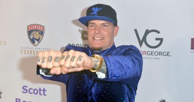 'Of all things' - How Everton midfielder ended up meeting Vanilla Ice wearing a Liverpool shirt