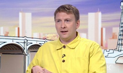Joe Lycett backs out of award ceremony over fossil fuel links