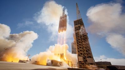 Watch Delta IV Heavy rocket launch US spy satellite on penultimate mission early Thursday