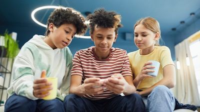 Phone Addiction Could Shorten Kids’ Lives, Says Expert