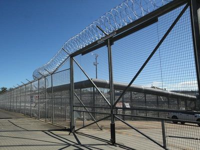 Prison guards threaten strikes after rejecting pay deal