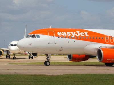 EasyJet flight forced to return to Manchester after passengers hear ‘grinding noise’