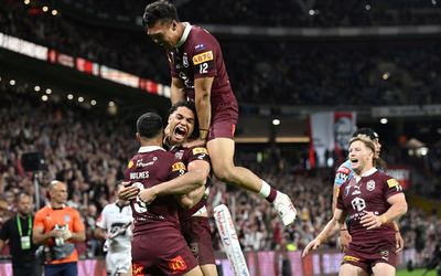 Queensland seals State of Origin series with thumping 32-6 win in Brisbane