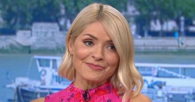 Holly Willoughby shares her mum's odd way to save money when cooking on This Morning