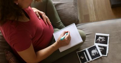 Pregnant woman shares list of rules for meeting her baby - it's bound to 'upset people'