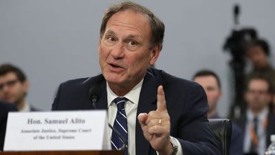 Alito defends using "vacant" seat on private jet for Alaska fishing trip