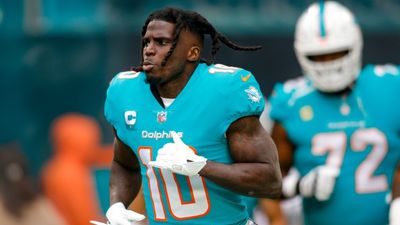 Dolphins Share Statement Responding to Assault Allegations Against Tyreek Hill