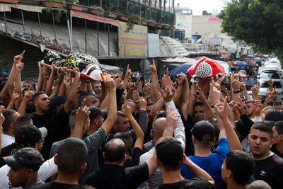 Hundreds attend funeral for Palestinians killed in Jenin raids