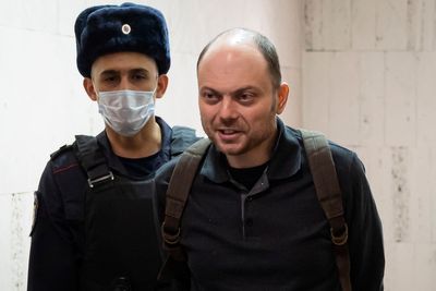 MPs call for more help for jailed British-Russian dissident