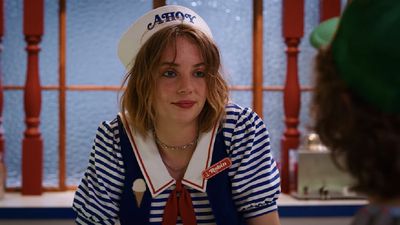 Some Stranger Things Fans May Be Bummed By Maya Hawke's Take On Robin's Love Life, But I Think It Speaks To The Heart Of The Show