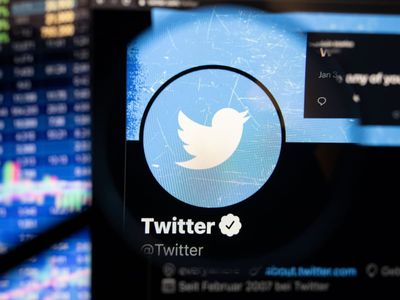eSafety issues Twitter with legal notice after surge in cyber abuse