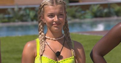 Love Island fans spot 'secret feud' after Molly reacts to Irish pair Scott and Catherine