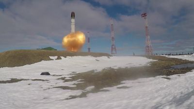 Russia thermonuclear bomb scientist dies, Putin boosts nuke force