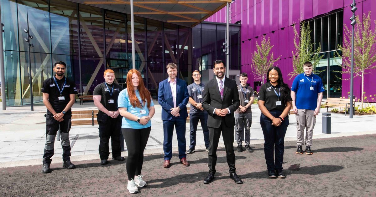 New manufacturing innovation facility opens its doors