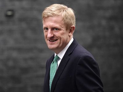 No-deal Brexit planning made UK ‘match fit’ for Covid, claims Oliver Dowden