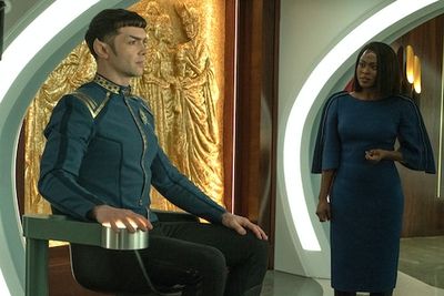 57 Years Later, Star Trek Brought Its Most Underrated Uniform Back