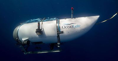 Outlook 'bleak' for Titanic sub as oxygen deadline passes