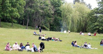 Glasgow 'summer icks' as city 'smells like a cooked bin' according to viral TikTok