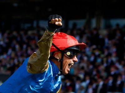 Frankie Dettori: Racing’s great showman produces Royal Ascot fairytale with Courage Mon Ami