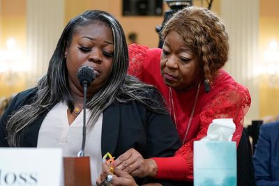 Mother and daughter Georgia poll workers attacked by Trump are cleared of false 2020 election fraud claims