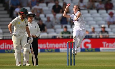 England’s Lauren Filer goes large to halt Perry in high-speed Test debut