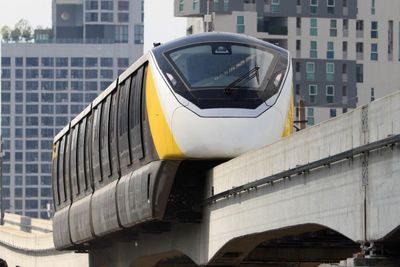 Yellow Line monorail experiences its first technical glitch