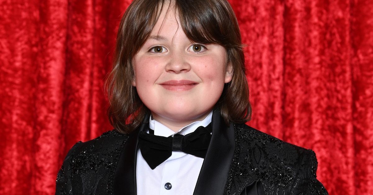 Corrie’s Jude Riordan posts heartwarming message to…