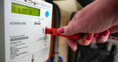 Energy customers issued seven-day warning over £400 boost to help with bills