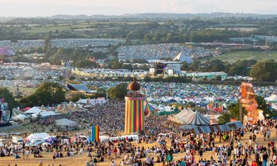 Lizzo at Glastonbury review – life-affirmation 101