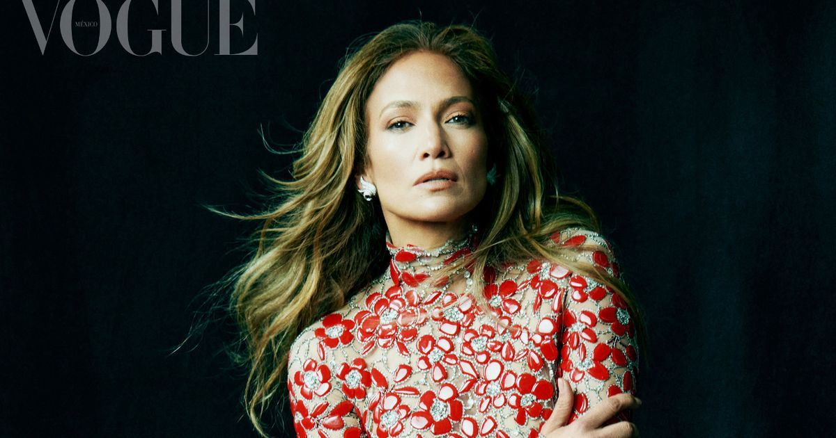 Jennifer Lopez shows off ageless beauty in latest…