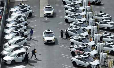 Fire chief warns against ‘unleashing’ self-driving taxis in San Francisco