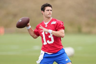 Former Georgia QB Stetson Bennett signs rookie NFL contract