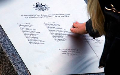 Australian government sanctions three MH17 culprits