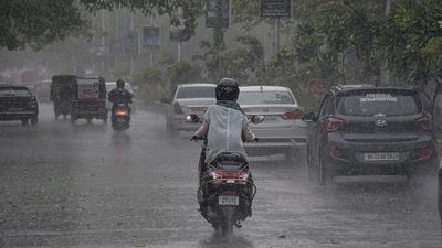 IMD predicts heavy rainfall in Mumbai for next 4-5 days; yellow alert issued