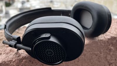 Master & Dynamic MH40 review: expensive but worth it